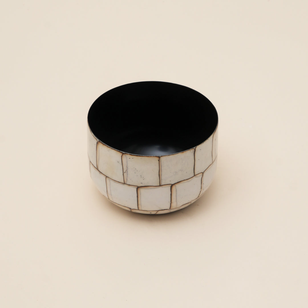 Set of 3 Vintage Crackle Glaze Round Iron Planter Pot – White Stone Mosaic Design