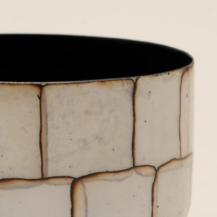 Set of 3 Vintage Crackle Glaze Round Iron Planter Pot – White Stone Mosaic Design