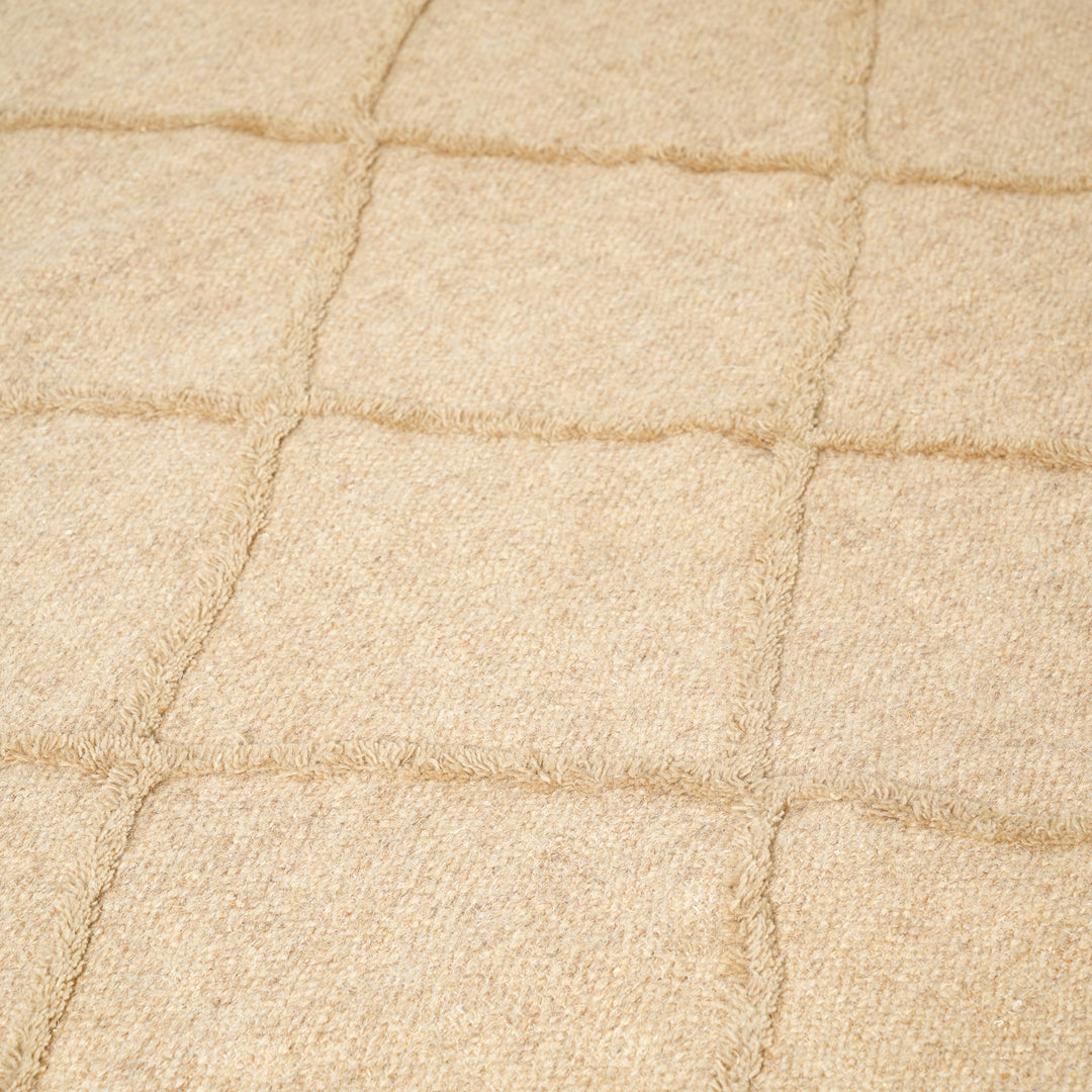 Hand Woven Crisscross Rug – Wool & Cotton | Natural Beige
