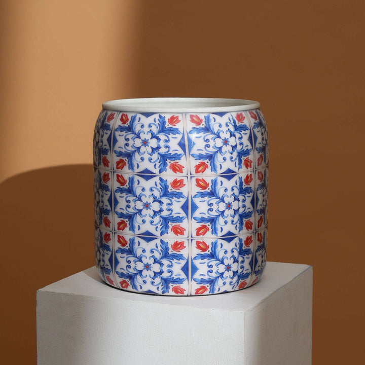 Small Round Floral Planter – Decorative Indoor & Outdoor Flower Pot