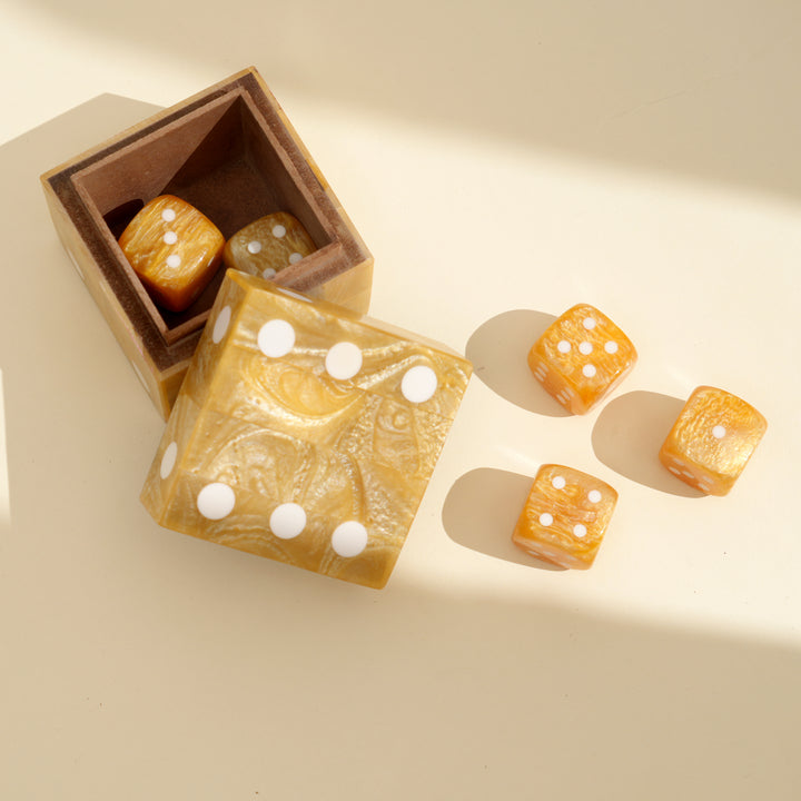 Luxury Resin Dice Box with Matching Dice – Decorative Cube Storage