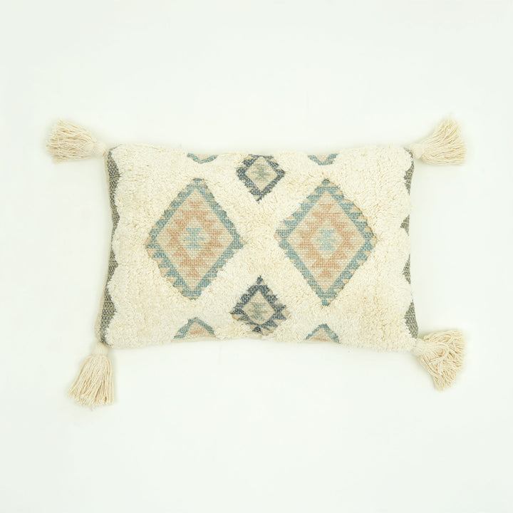 Sandstone Peaks Tufted Cushion with Tassels – Beige | 50×30 cm