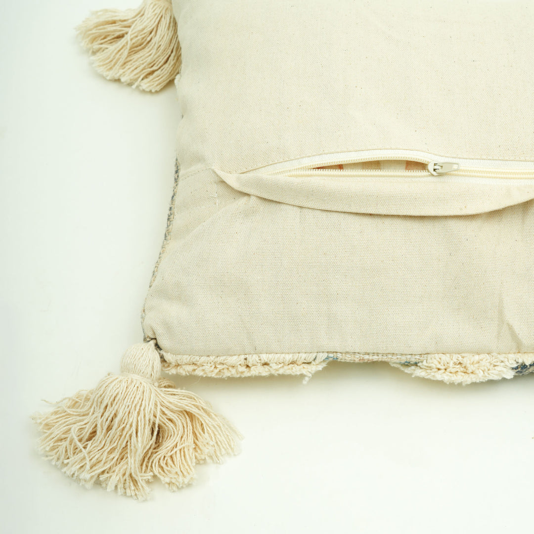 Sandstone Peaks Tufted Cushion with Tassels – Beige | 50×30 cm