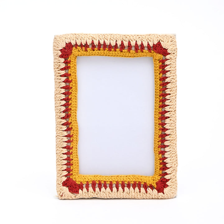 Golden Amber Beaded Elegance Photo Frame 4×6 Inch – Artisan Décor