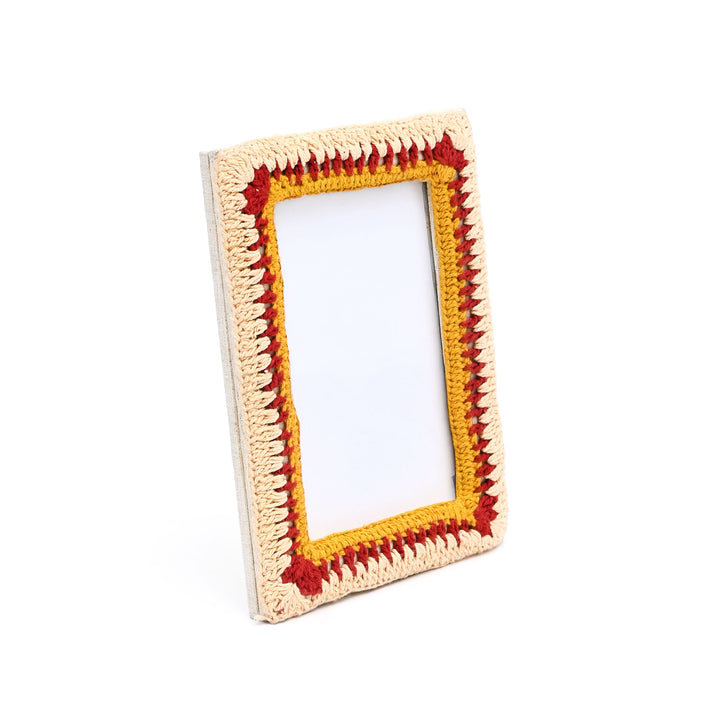 Golden Amber Beaded Elegance Photo Frame 4×6 Inch – Artisan Décor