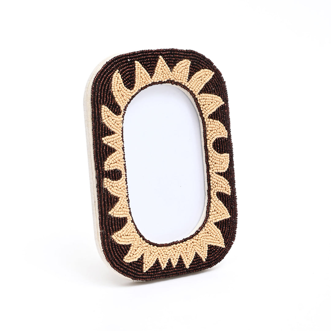 Rustic Sunburst Beaded Photo Frame 4×6 Inch – Elegant Home Décor