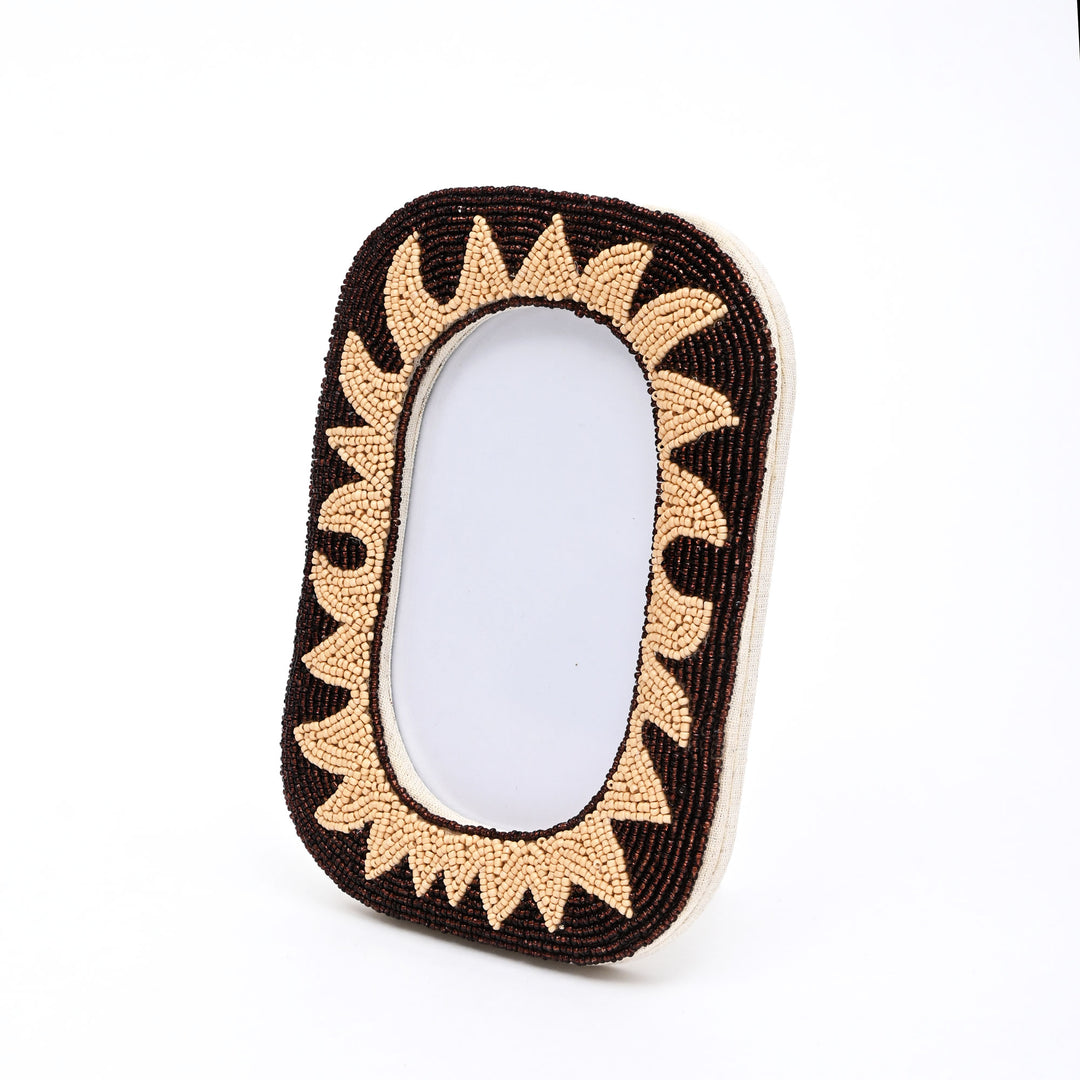 Rustic Sunburst Beaded Photo Frame 4×6 Inch – Elegant Home Décor