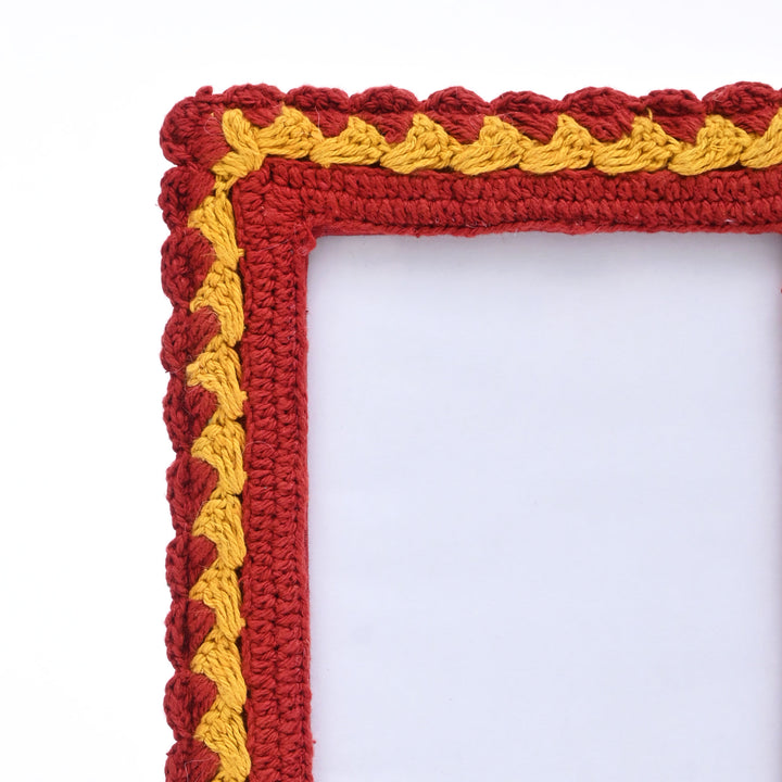 Amber Harvest Crochet Photo Frame 5×7 Inch – Orange & Pink