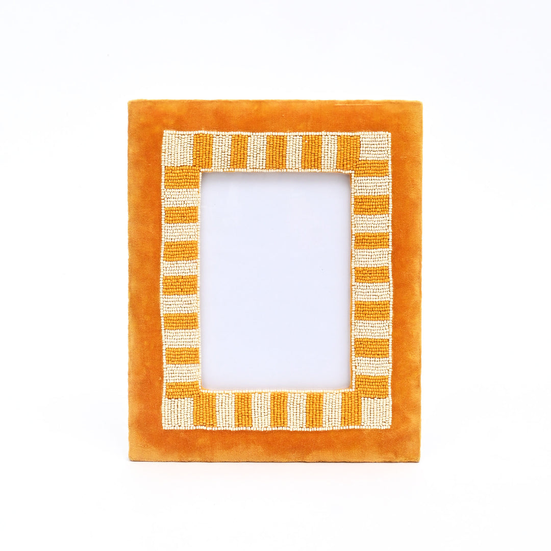 Sandstone Striped Elegance Photo Frame 5×7 Inch – Yellow & Beige