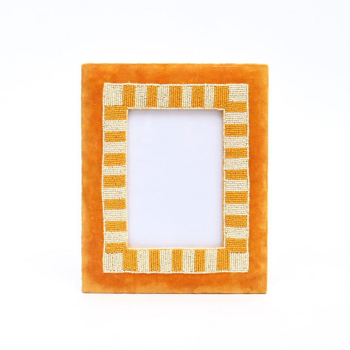 Sandstone Striped Elegance Photo Frame 5×7 Inch – Yellow & Beige
