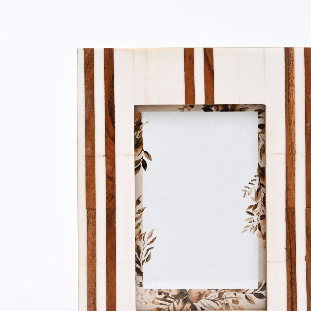 Modern Striped Resin Photo Frame | Home & Office Décor