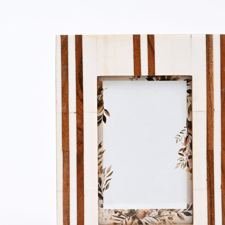 Modern Striped Resin Photo Frame | Home & Office Décor