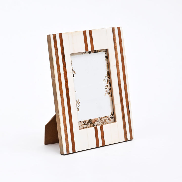 Modern Striped Resin Photo Frame | Home & Office Décor