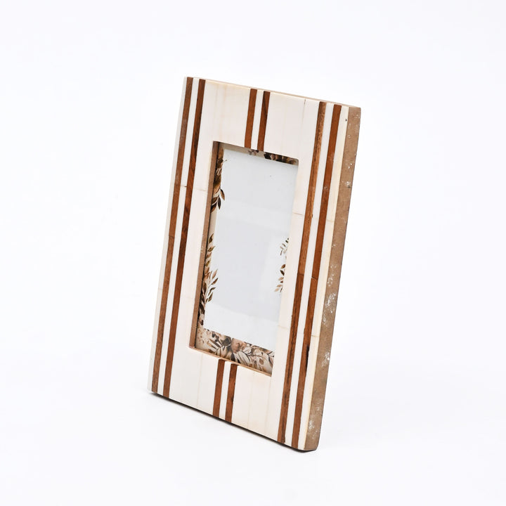 Modern Striped Resin Photo Frame | Home & Office Décor