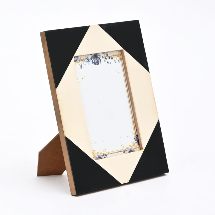 Contemporary Geometric Resin Photo Frame | Black & White
