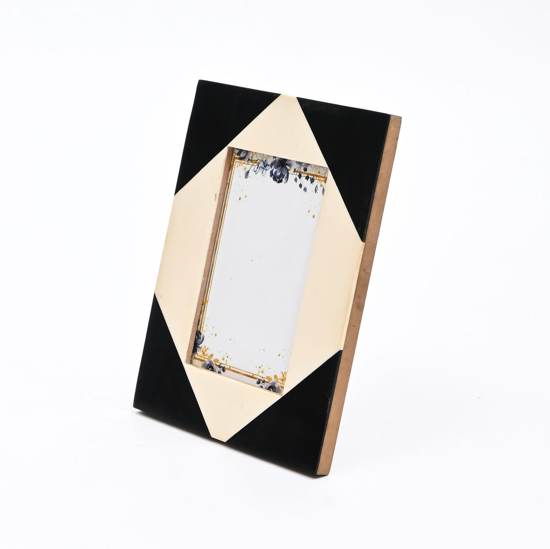 Contemporary Geometric Resin Photo Frame | Black & White