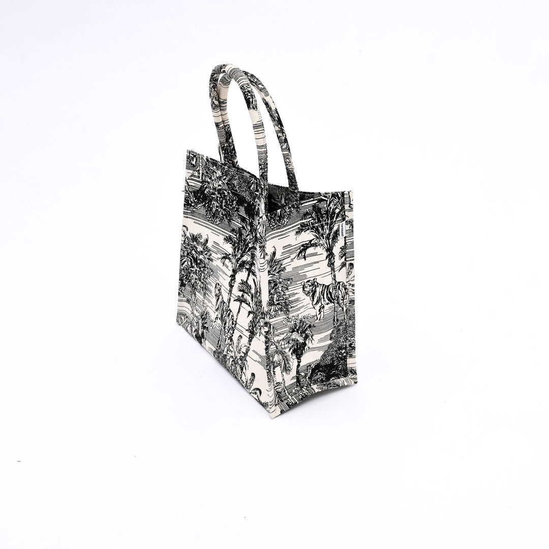 Wild Printed Canvas Gift Bag – Reusable Eco-Friendly Tote