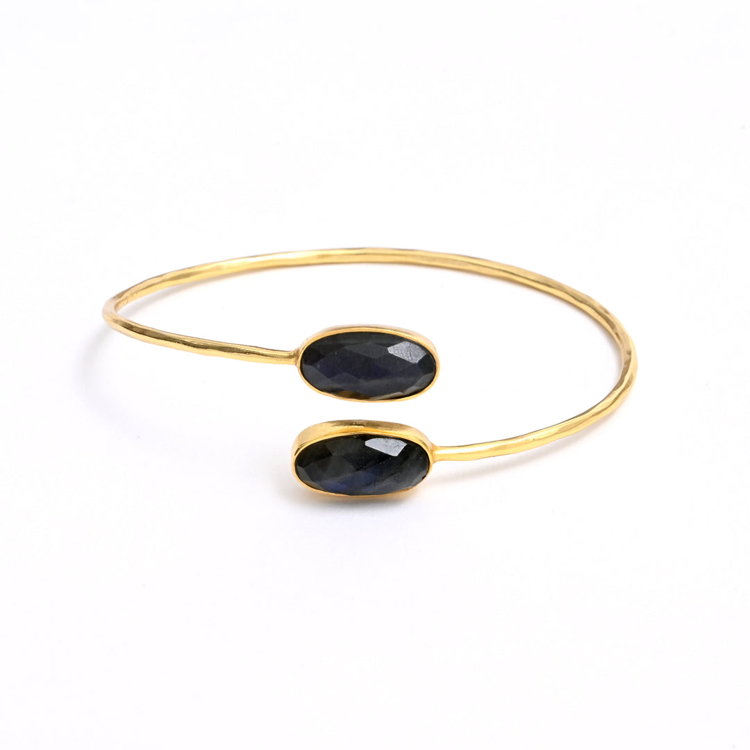 Azure Blue Bracelet – Glow-Inspired Design