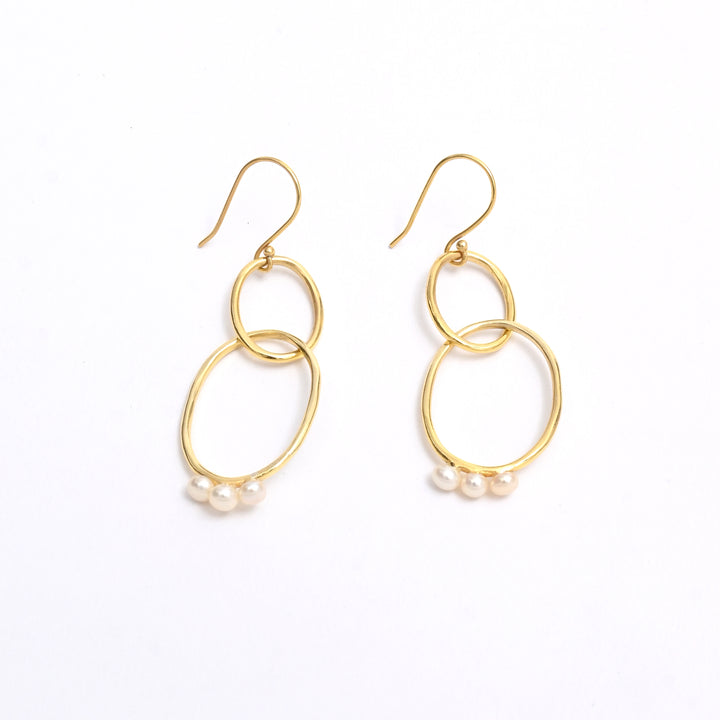 Hoop Earrings – Opulent Pearl Finish