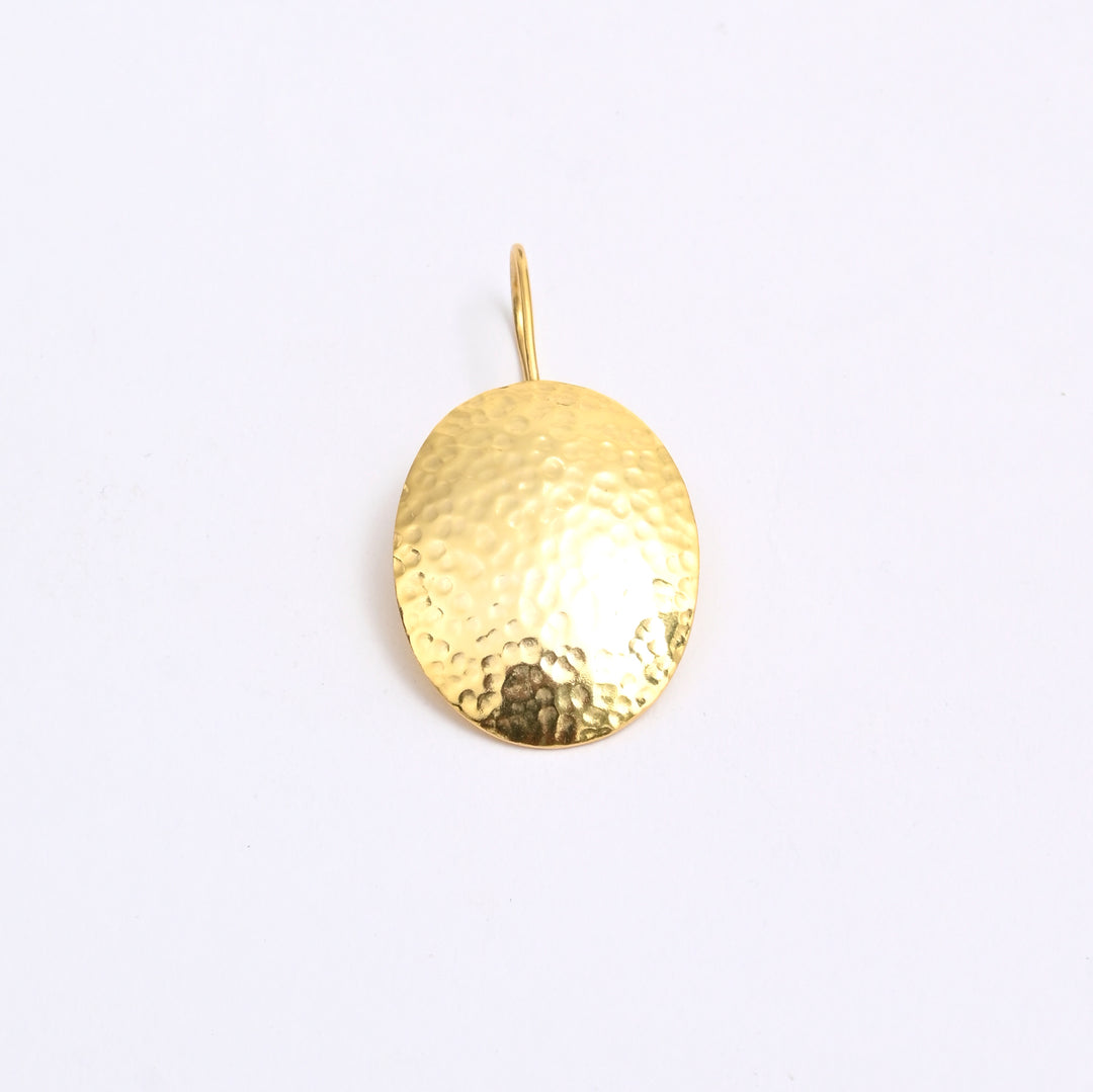 Round Gold Earrings – Elegant Circle Design