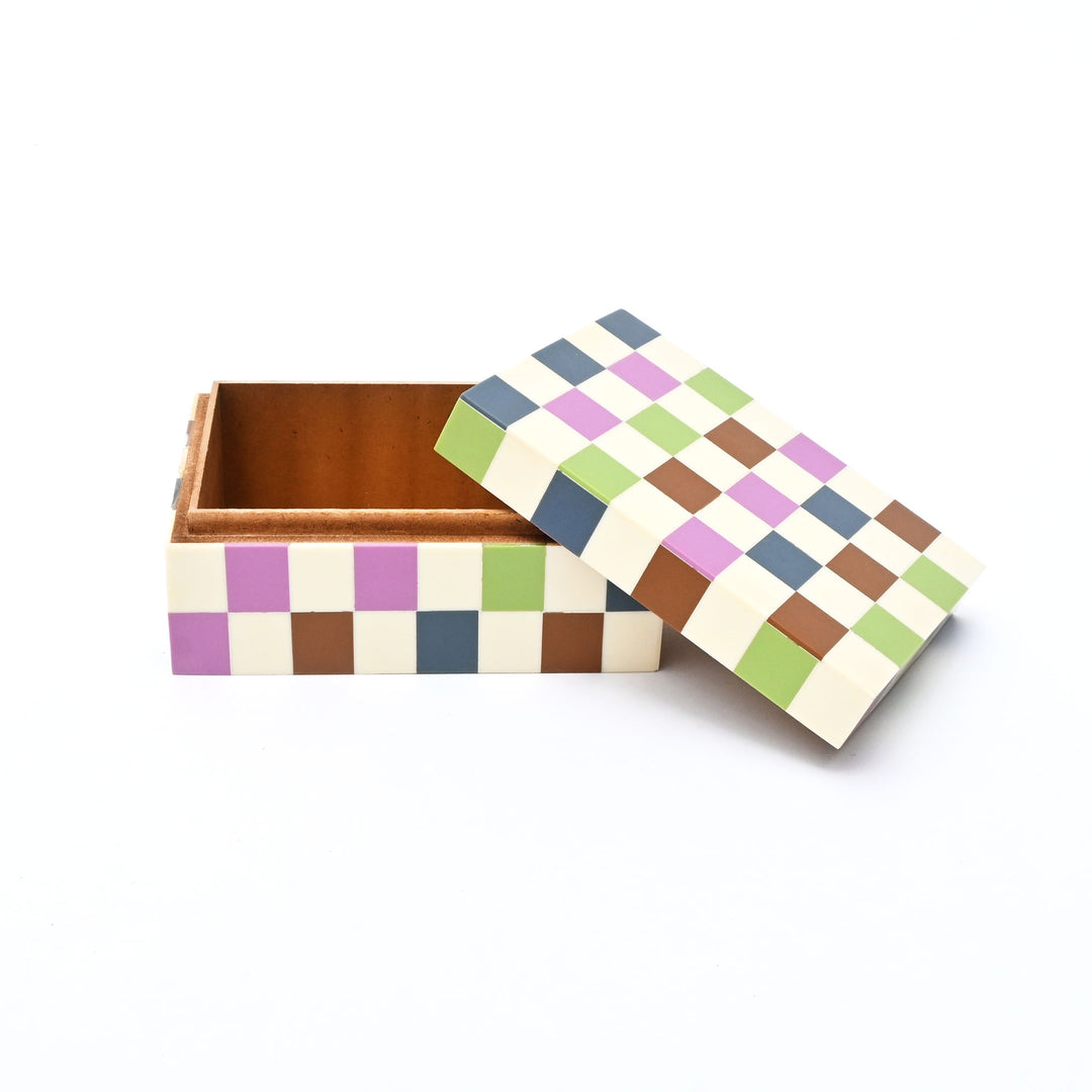 Checkered Resin Storage Box 7x5x3 Inch Glossy MDF Décor