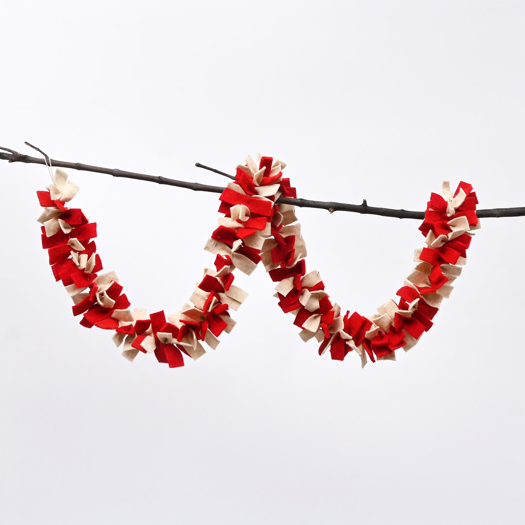 Dense Red and White Felt Christmas Garland