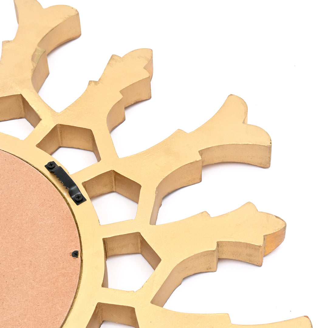 Specchio da parete a raggiera in legno metallico