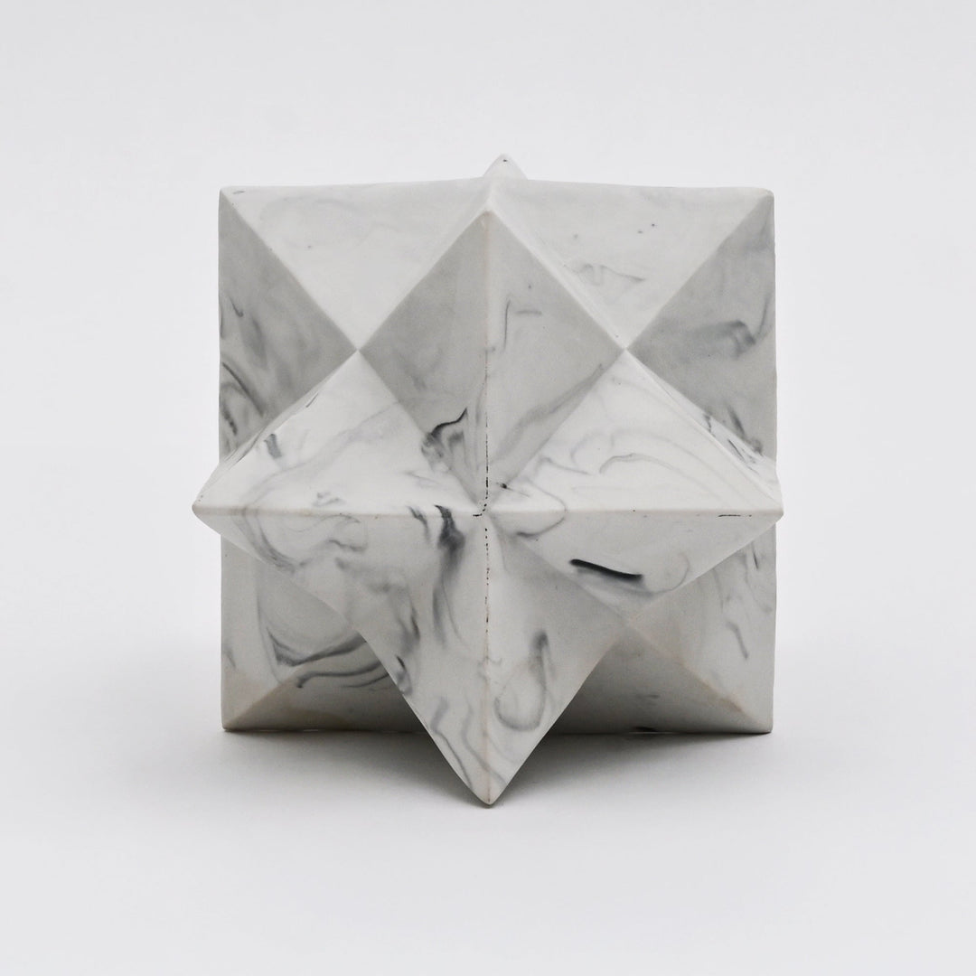 Modern Polyhedral Star Décor in White Glossy Polyresin