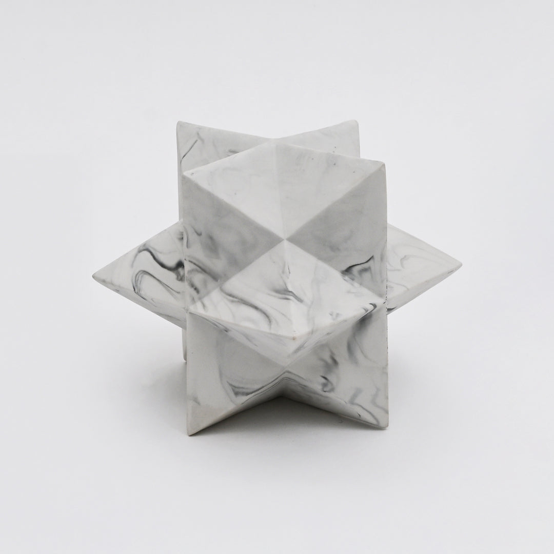 Modern Polyhedral Star Décor in White Glossy Polyresin