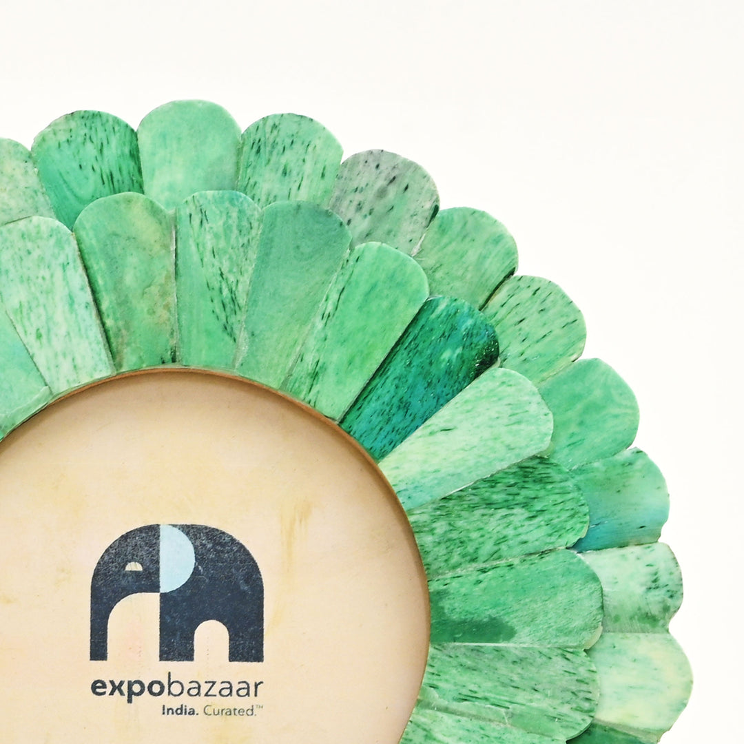 Round Sunflower Photo Frame – Green