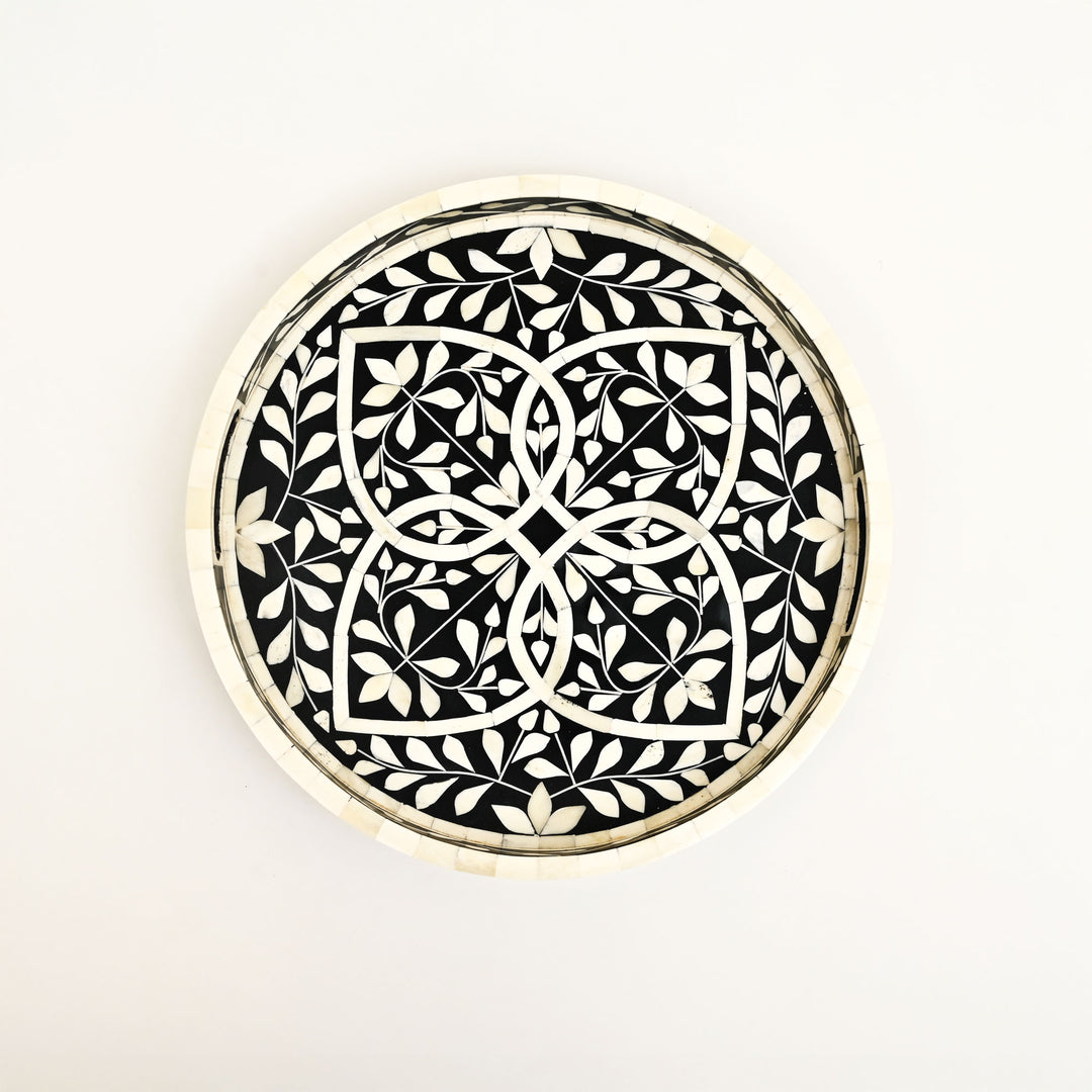 Bandeja redonda con incrustación de hueso floral