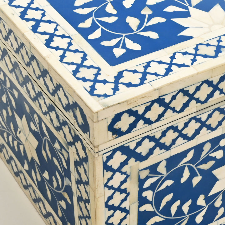 Scatola da Comò con Intarsio in Osso Floreale