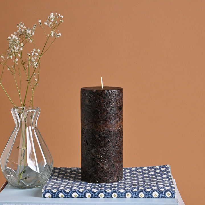 Myrrh & Amber Marble Pillar Candle – Bronze Collection | Handcrafted Marble Finish Wax Candle with Warm Resinous Fragrance | Luxurious Home Décor Accent