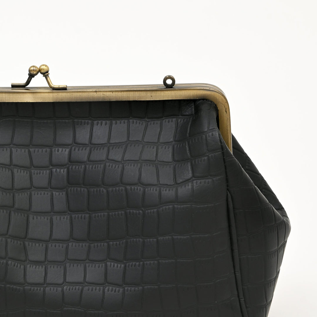 Premium Full-Grain Black Croc-Look Leather Side Bag for Women | Vintage Kiss-Lock Evening Handbag with Brass Frame & Spacious Compartment