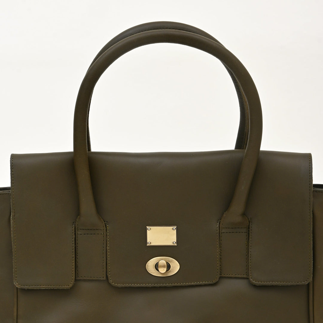 Premium Full-Grain Green Napa Leather Handbag for Women | Elegant Twist-Lock Flap Shoulder Bag with Adjustable Strap & Spacious Compartment