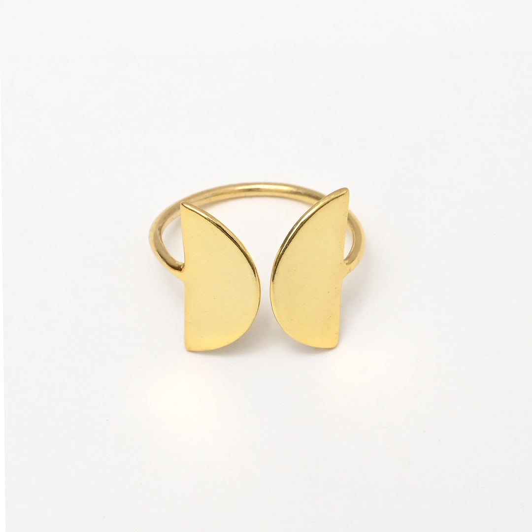 Gold Fan Ring – Modern Open Band Design