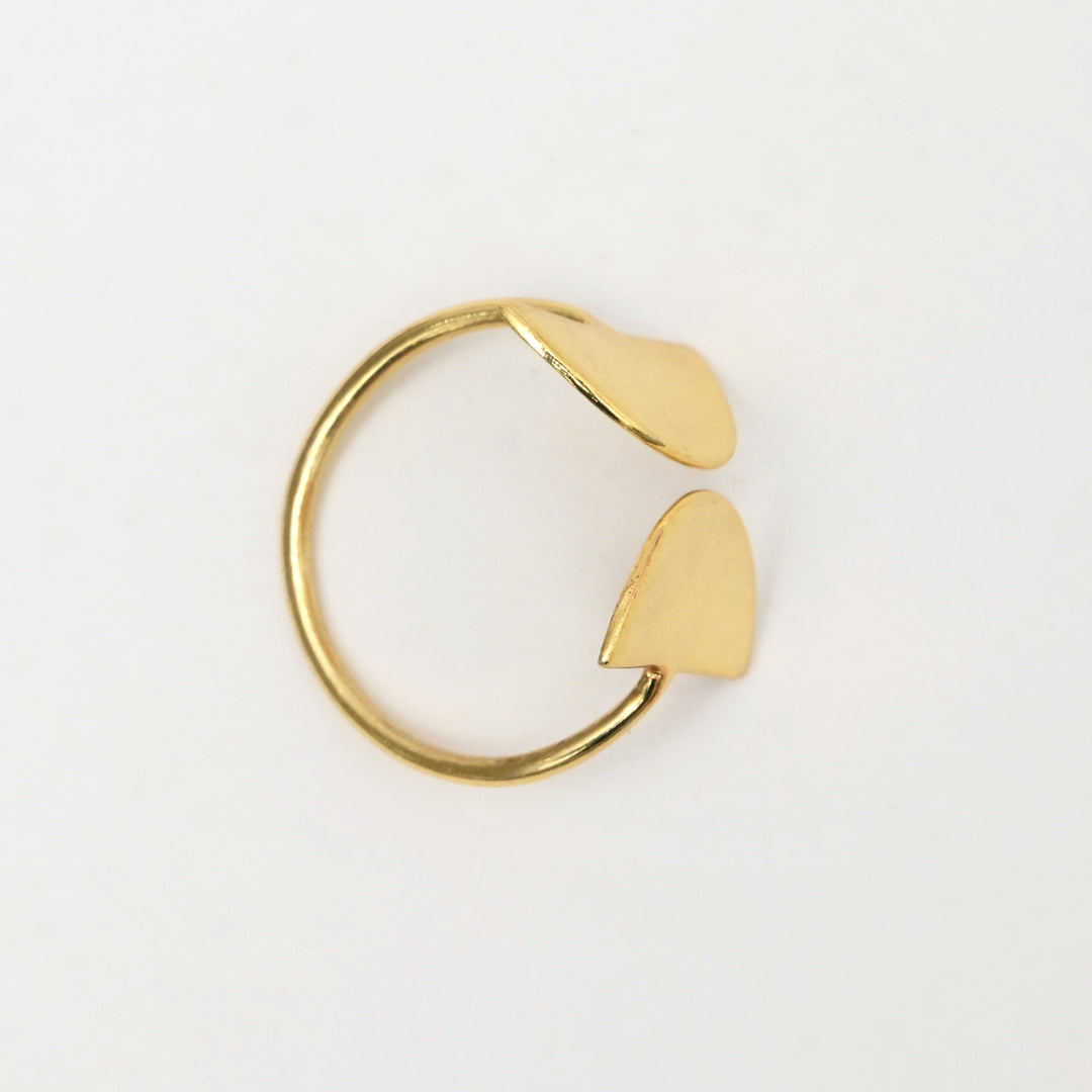 Gold Fan Ring – Modern Open Band Design