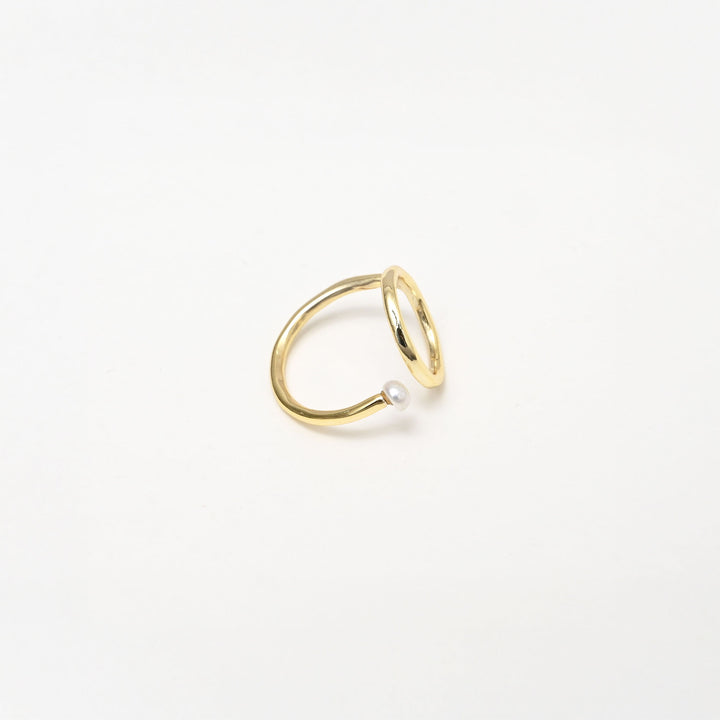 Pearl Ring – Radiance Style
