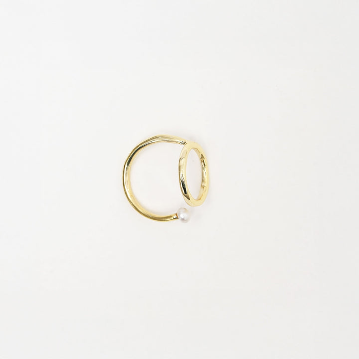 Pearl Ring – Radiance Style