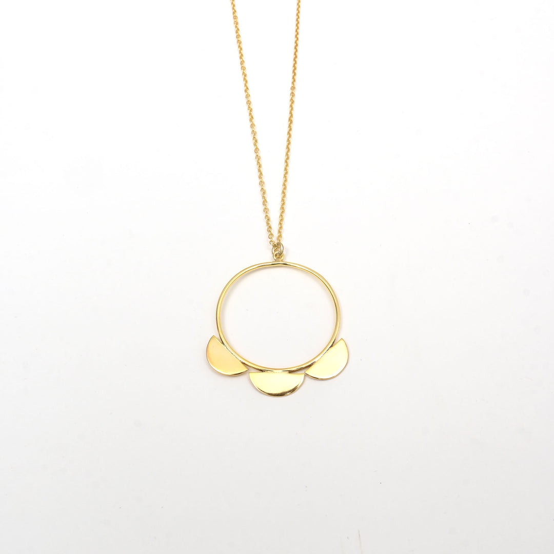 Floral Necklace – Circle of Petals