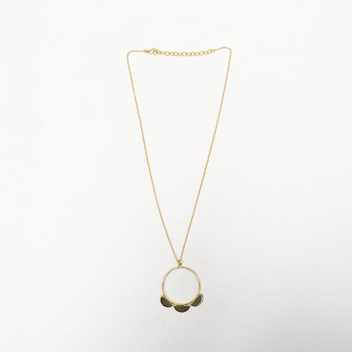 Floral Necklace – Circle of Petals