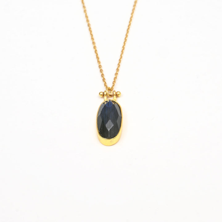 Labradorite Pendant Necklace – Mystic Glow Finish