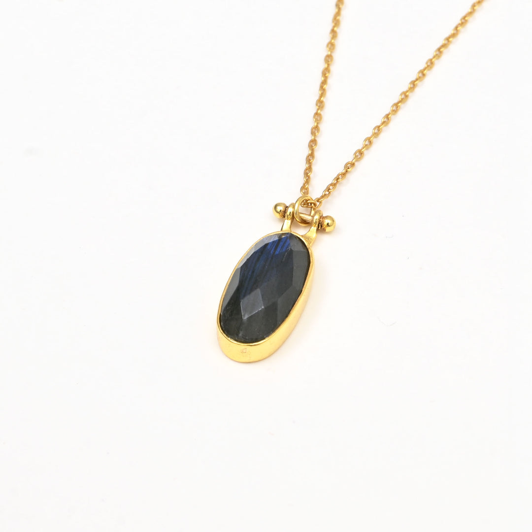 Labradorite Pendant Necklace – Mystic Glow Finish