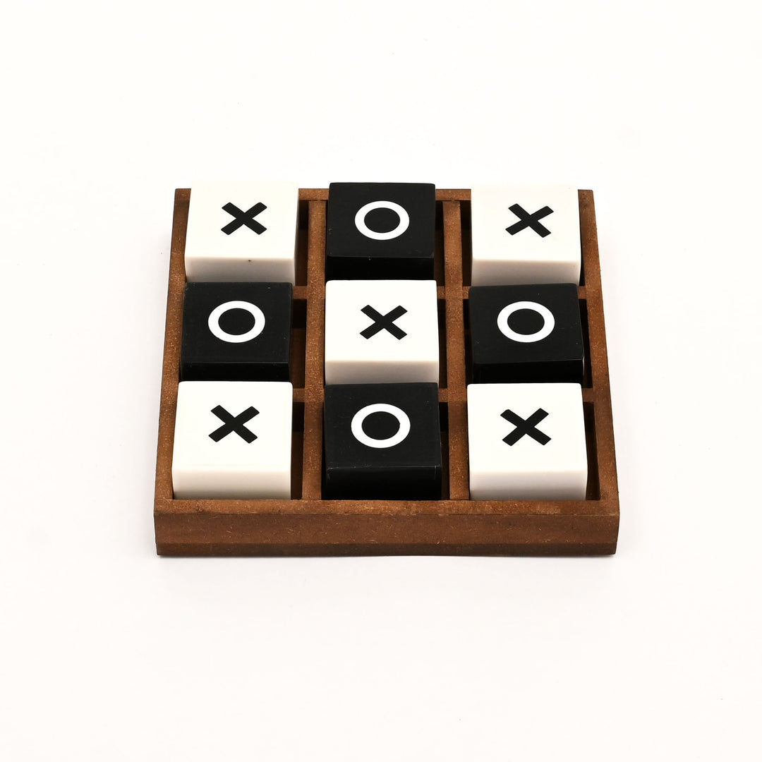 Modern Resin Tic Tac Toe Game Set. | Luxury Home Décor Accent |