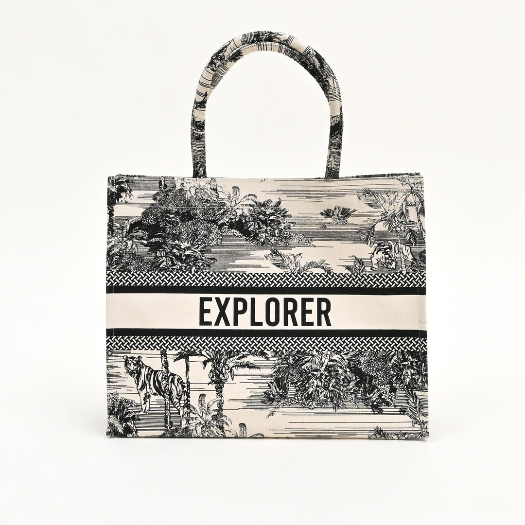 Wild Canvas Tote Bag – Adventure-Inspired Carryall