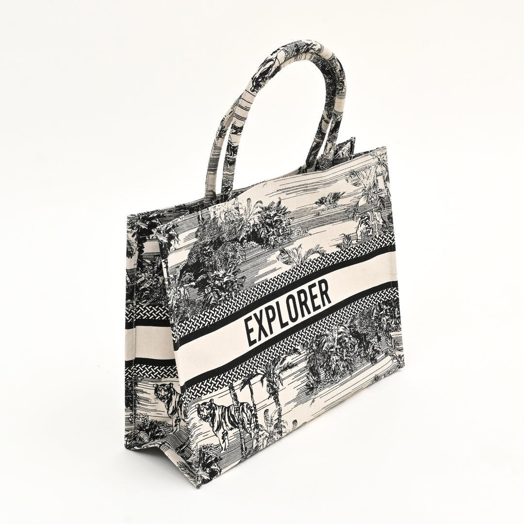 Wild Canvas Tote Bag – Adventure-Inspired Carryall