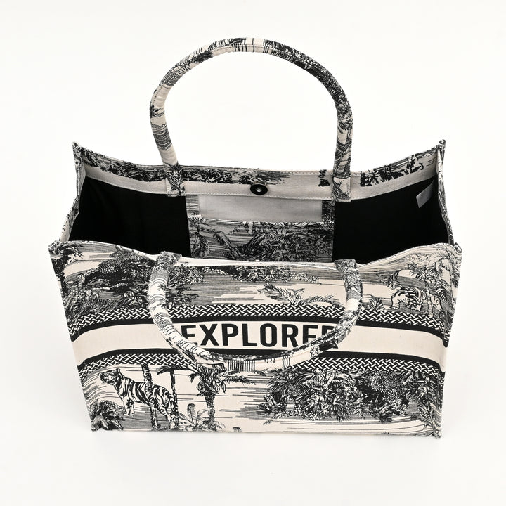 Wild Canvas Tote Bag – Adventure-Inspired Carryall