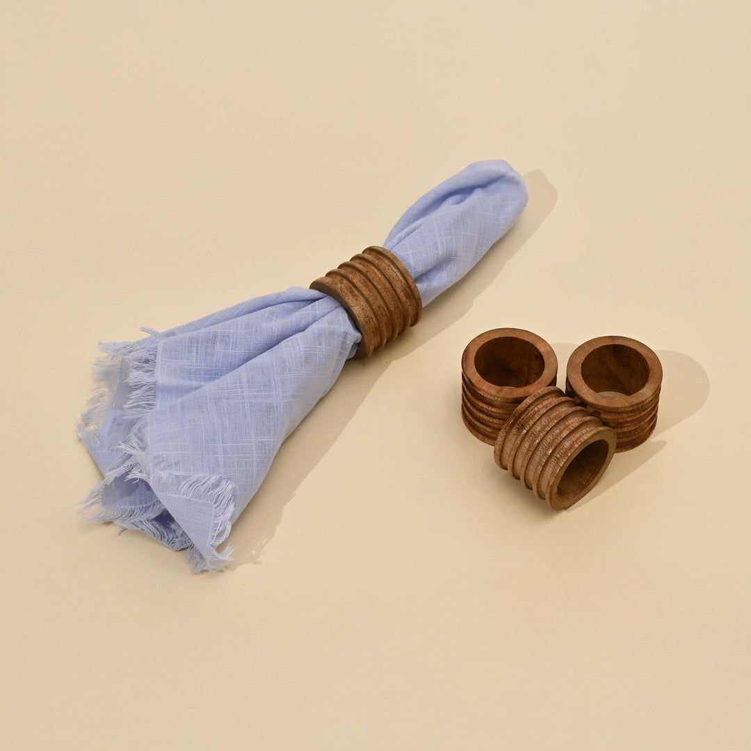 Wooden Napkin Rings Set of 4 Natural Table Décor