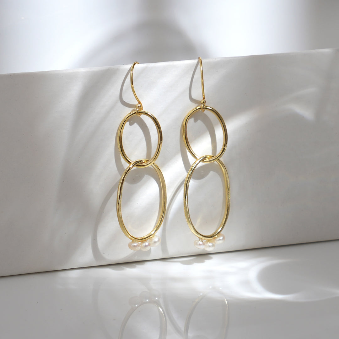 Hoop Earrings – Opulent Pearl Finish