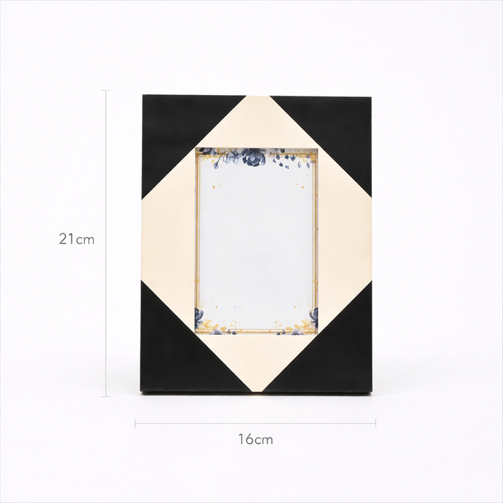 Contemporary Geometric Resin Photo Frame | Black & White